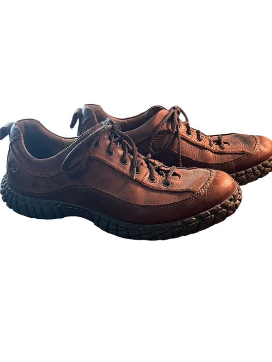 Born Leather Lace-Up Casual Shoes